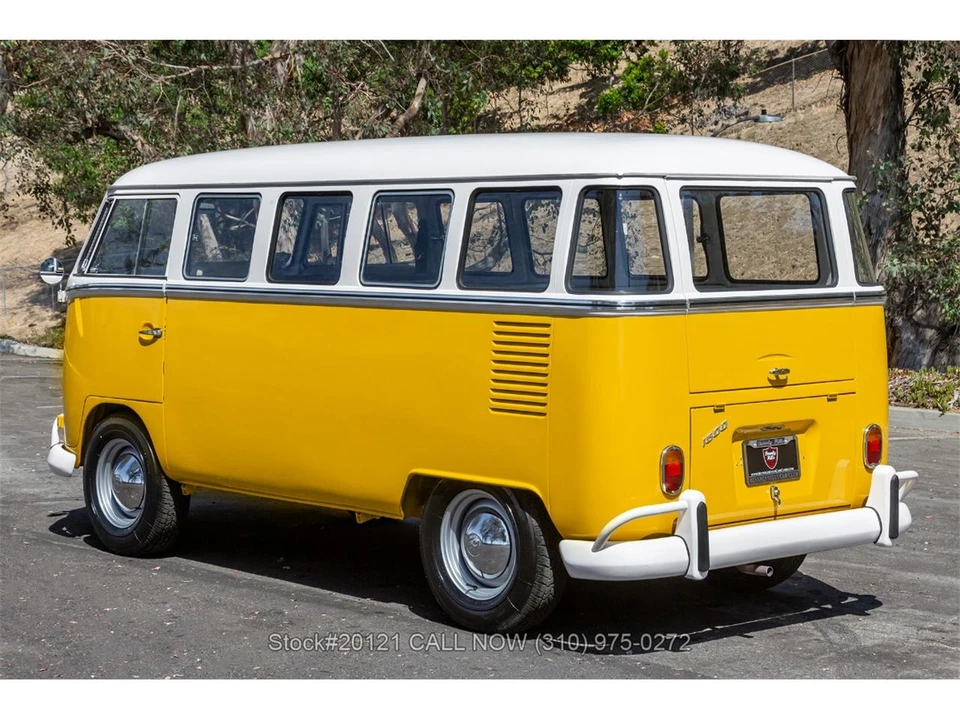 1974 Volkswagen Bay-Window Bus - Image 6 of 31