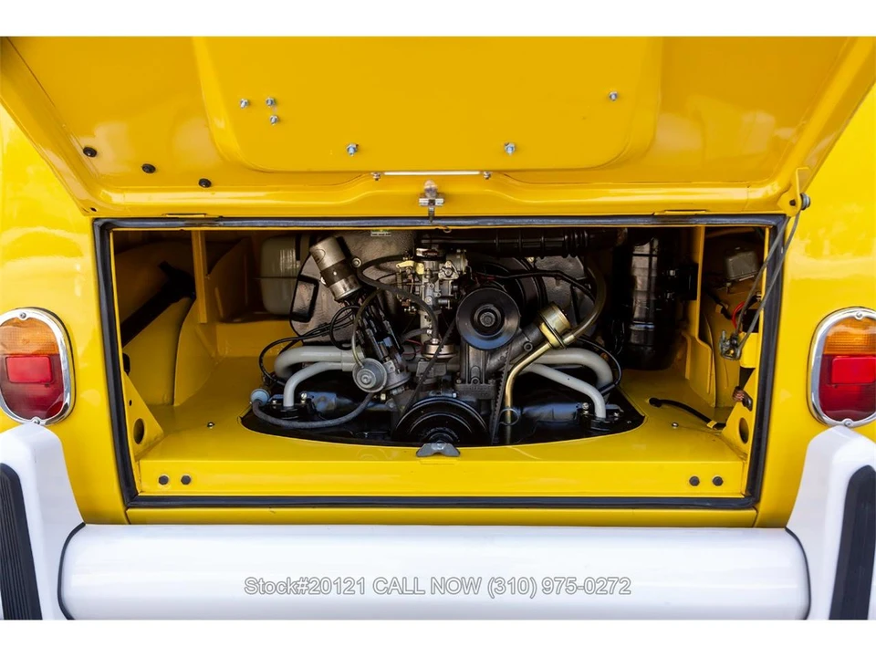 1974 Volkswagen Bay-Window Bus - Image 31 of 31