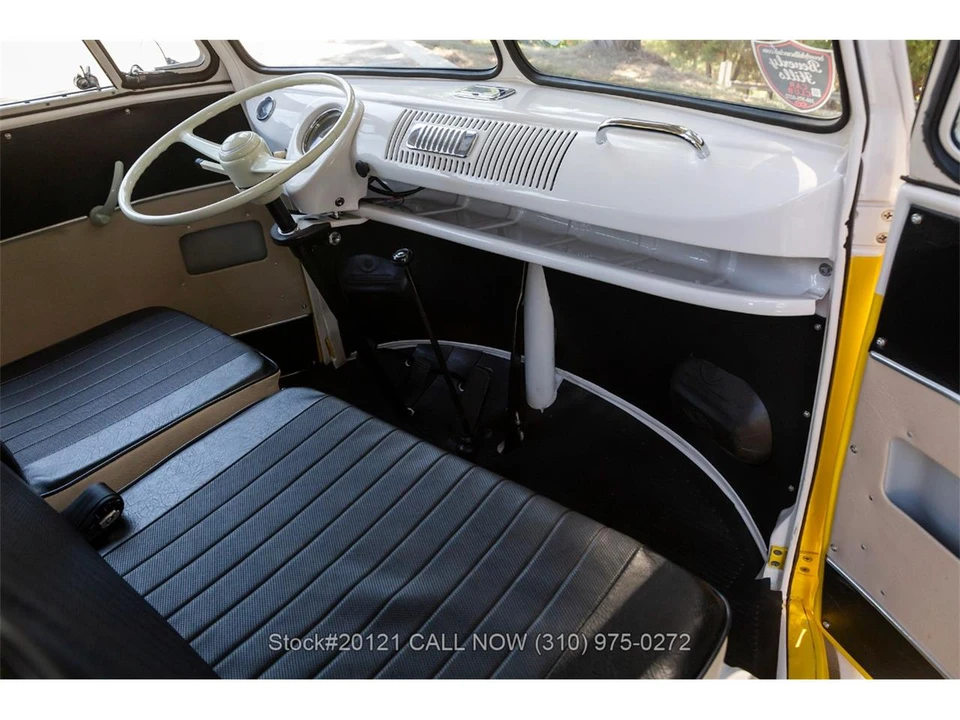 1974 Volkswagen Bay-Window Bus - Image 23 of 31