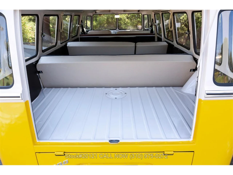 1974 Volkswagen Bay-Window Bus - Image 27 of 31