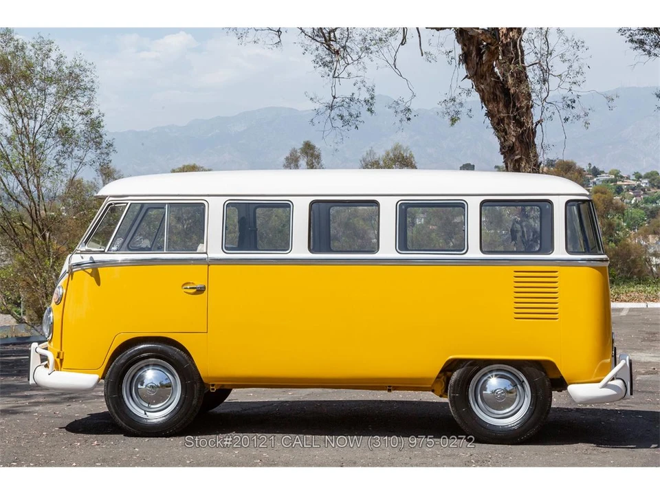 1974 Volkswagen Bay-Window Bus - Image 7 of 31