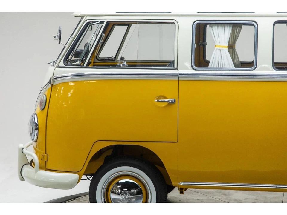 1974 Volkswagen Bay-Window Bus - Image 14 of 31