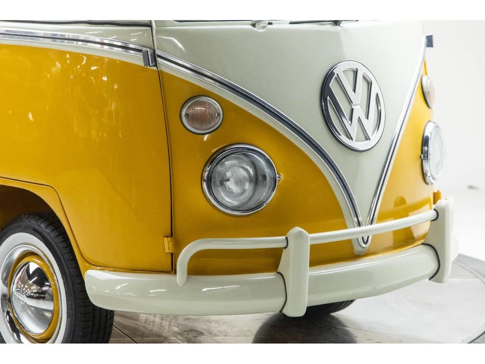 1974 Volkswagen Bay-Window Bus - Image 20 of 31