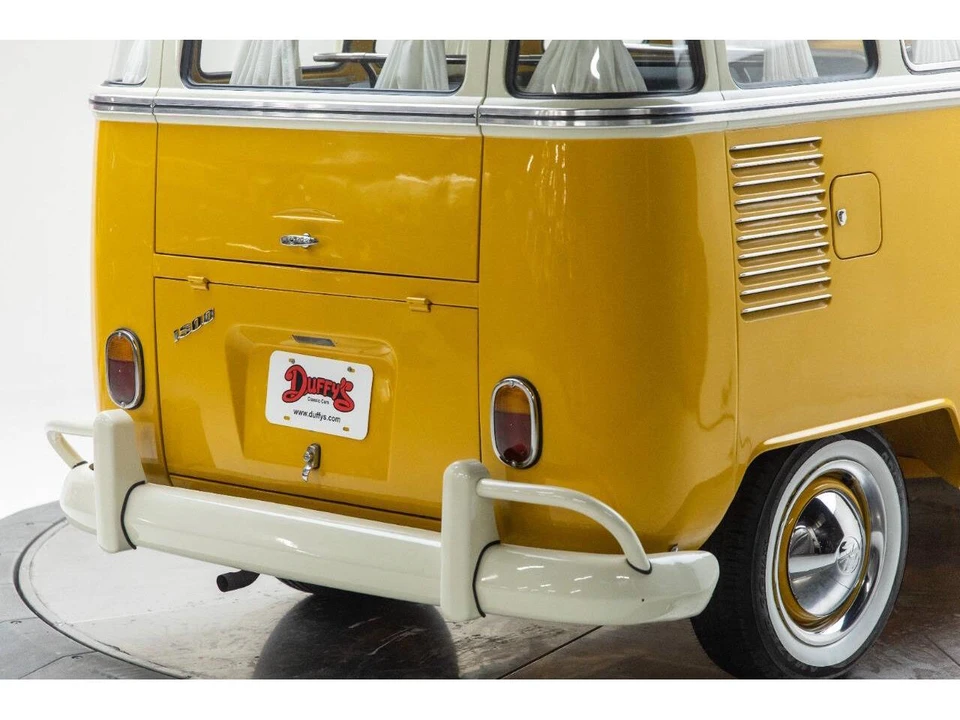 1974 Volkswagen Bay-Window Bus - Image 23 of 31