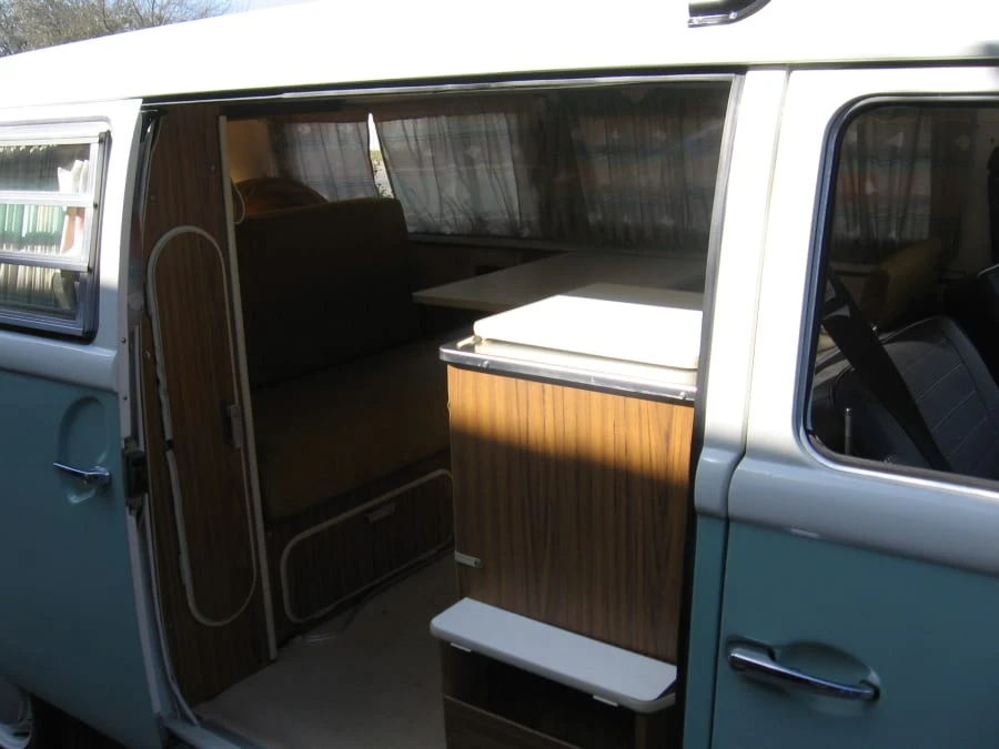 1974 Volkswagen Bay-Window Camper - Image 6 of 10