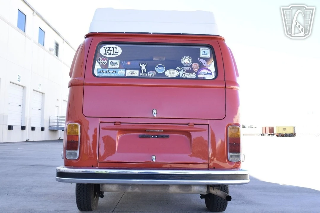 1974 Volkswagen Bay-Window Bus - Image 13 of 21