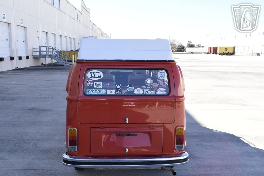 1974 Volkswagen Bay-Window Bus - Image 11 of 21