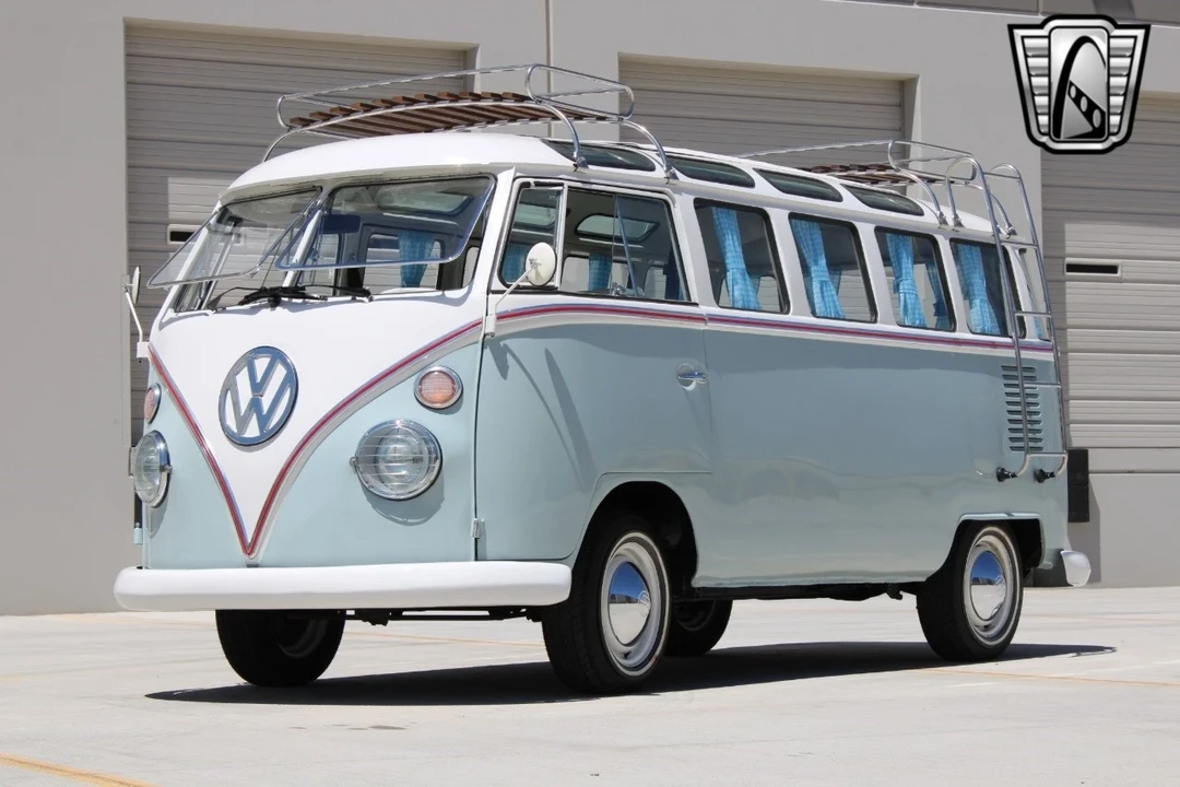 1974 Volkswagen Split-Window Bus - Image 3 of 21