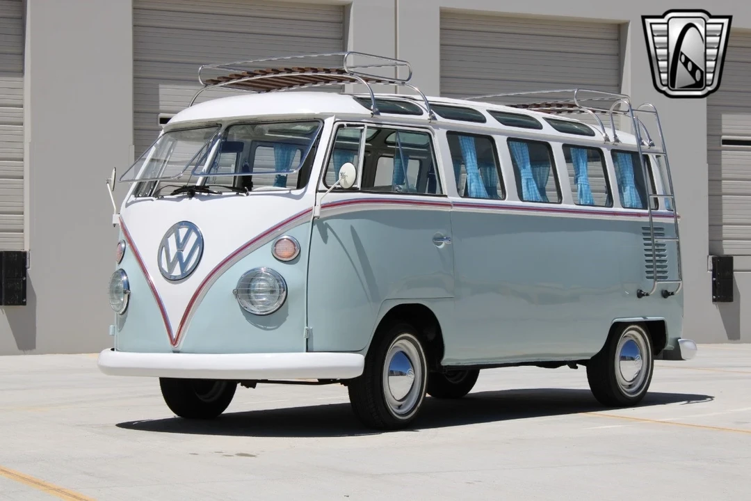 1974 Volkswagen Split-Window Bus - Image 5 of 21