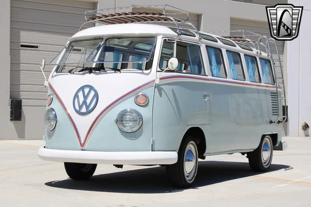 1974 Volkswagen Split-Window Bus - Image 4 of 21