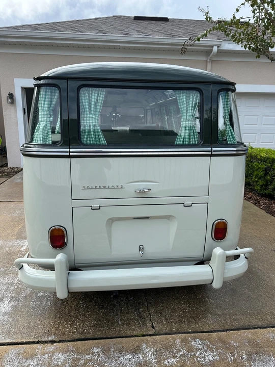 1974 Volkswagen Bay-Window Bus - Image 8 of 21