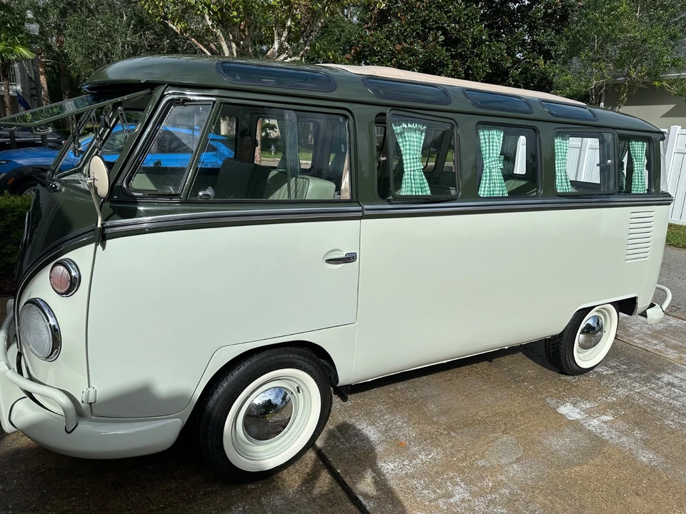 1974 Volkswagen Bay-Window Bus - Image 7 of 21