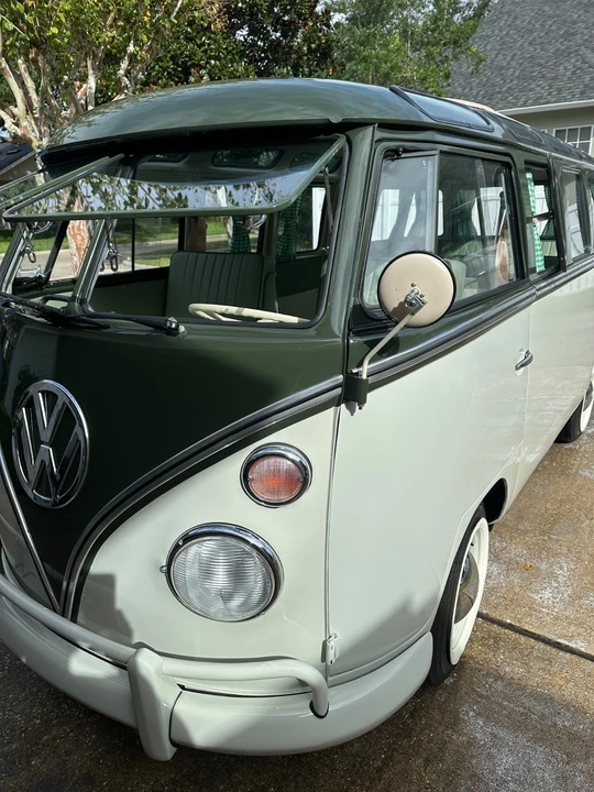 1974 Volkswagen Bay-Window Bus - Image 6 of 21