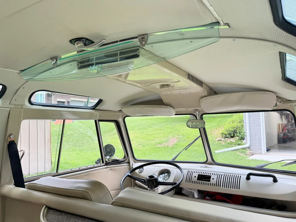 1974 Volkswagen Bay-Window Bus - Image 17 of 21