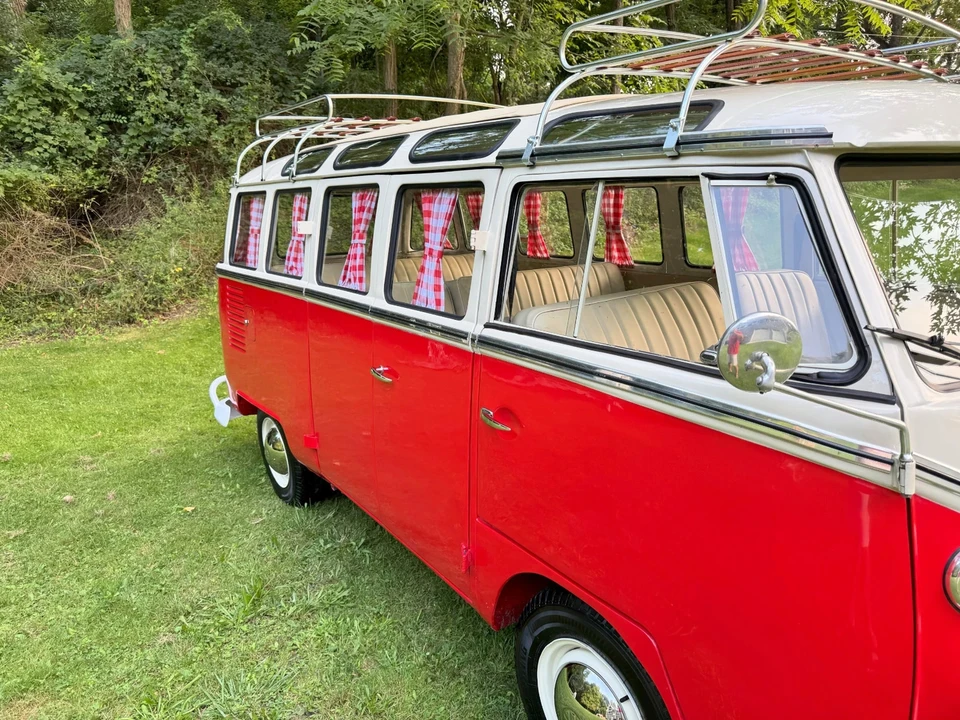1974 Volkswagen Bay-Window Bus - Image 21 of 21