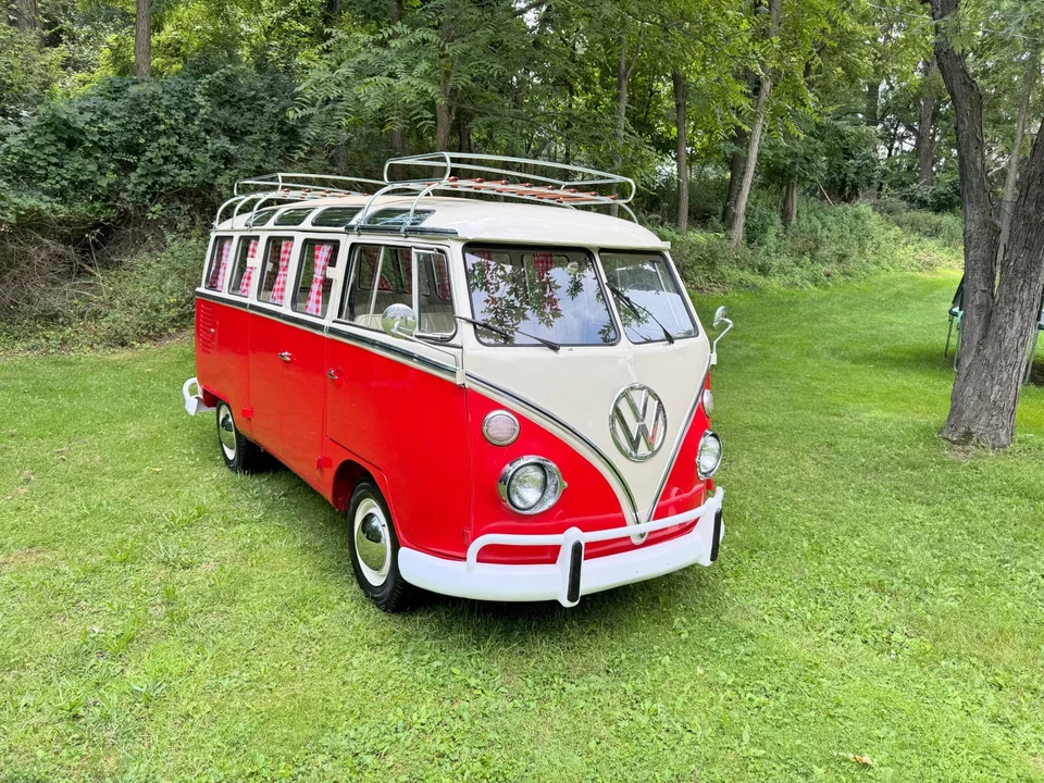 1974 Volkswagen Bay-Window Bus - Image 5 of 21