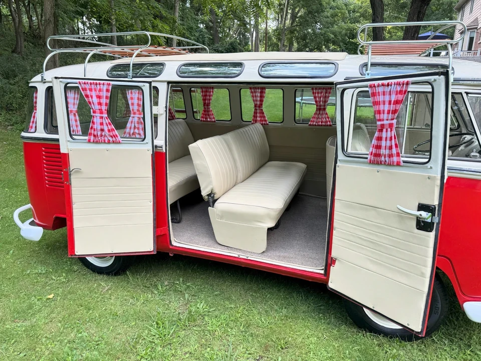 1974 Volkswagen Bay-Window Bus - Image 15 of 21