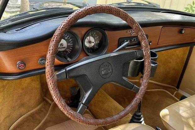 1974 Volkswagen Karmann Ghia Type 14 - Image 5 of 7