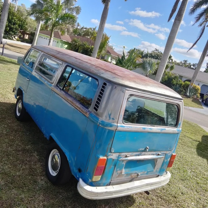 1974 Volkswagen Bay-Window Camper - Image 11 of 21