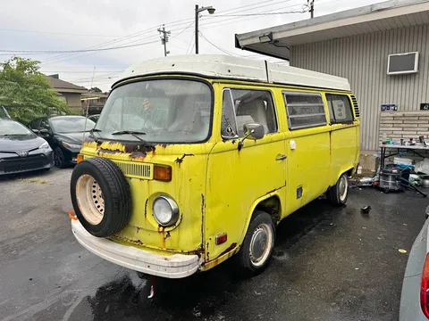 1974 Volkswagen Westfalia Camper