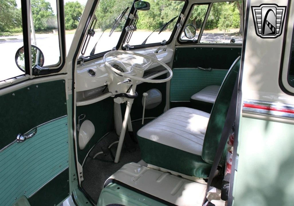 1974 Volkswagen Split-Window Bus - Image 19 of 21