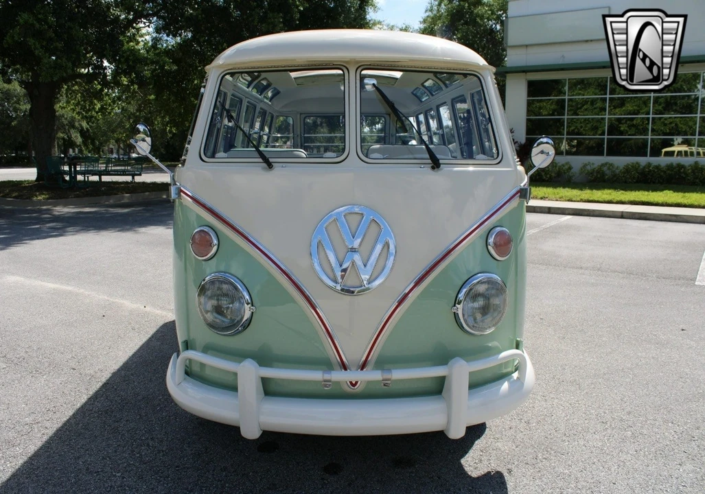 1974 Volkswagen Split-Window Bus - Image 11 of 21