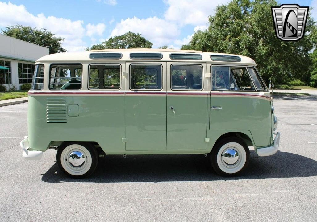 1974 Volkswagen Split-Window Bus - Image 16 of 21
