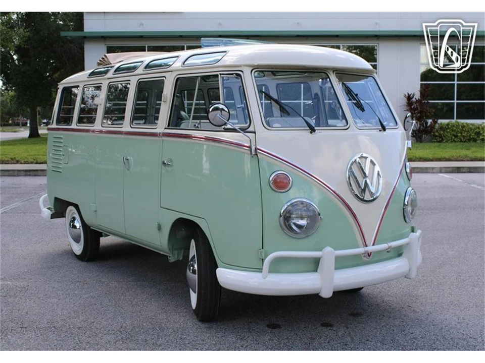 1974 Volkswagen Split-Window Bus - Image 7 of 31