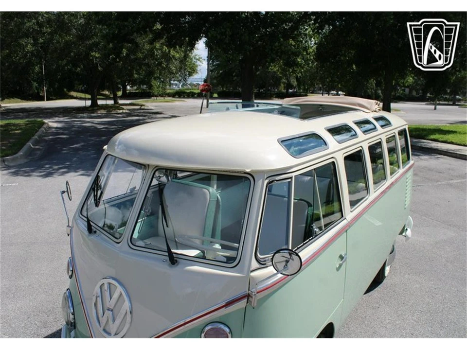 1974 Volkswagen Split-Window Bus - Image 27 of 31