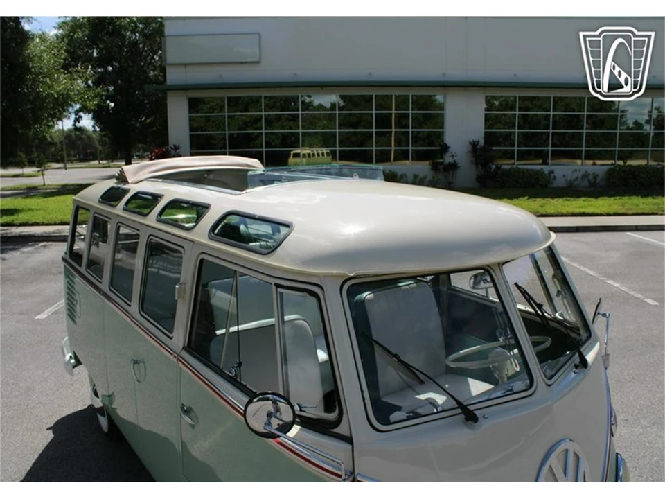 1974 Volkswagen Split-Window Bus - Image 28 of 31