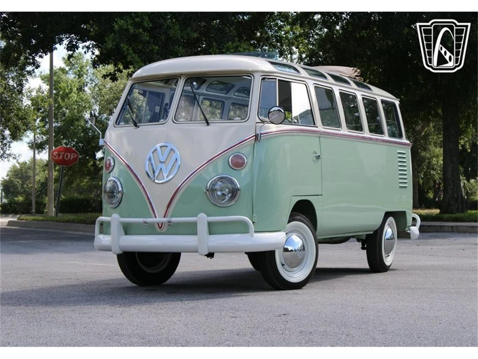 1974 Volkswagen Split-Window Bus - Image 5 of 31