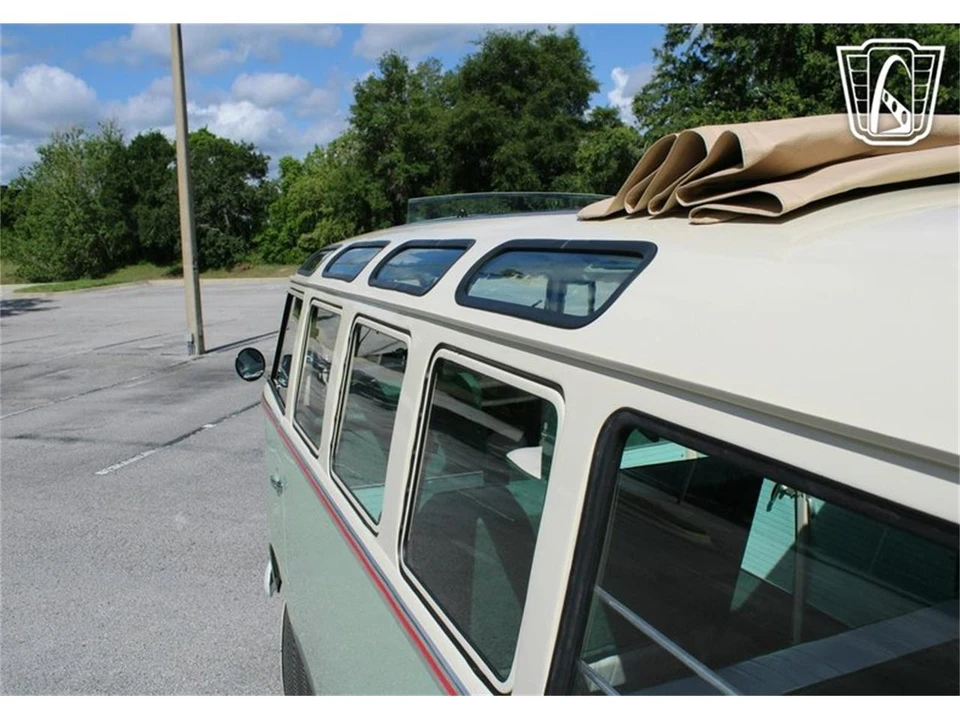 1974 Volkswagen Split-Window Bus - Image 30 of 31