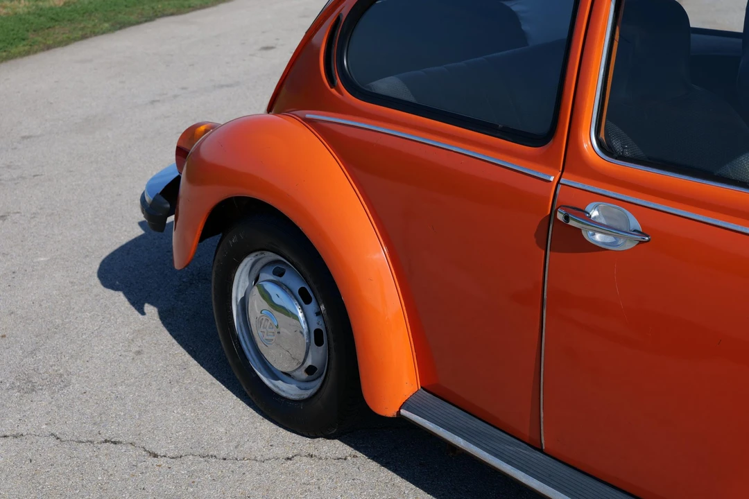 1974 Volkswagen Super Beetle - Image 18 of 31