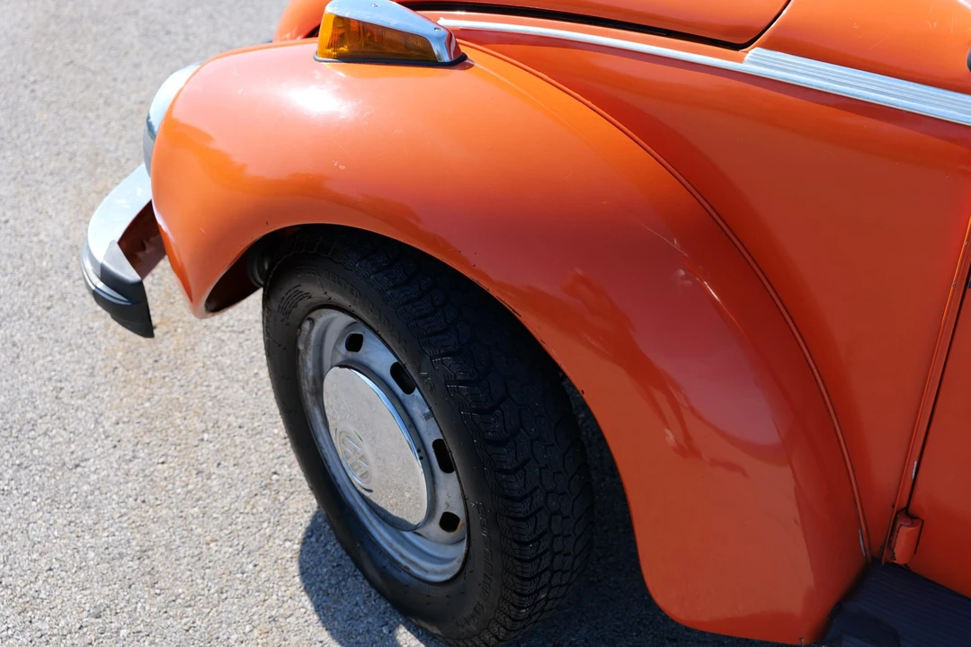 1974 Volkswagen Super Beetle - Image 16 of 31