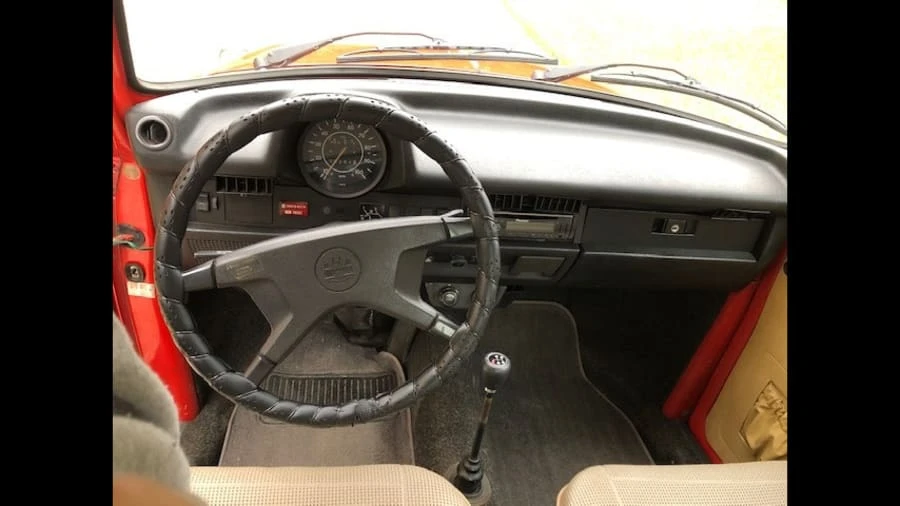 1974 Volkswagen Super Beetle - Image 4 of 10