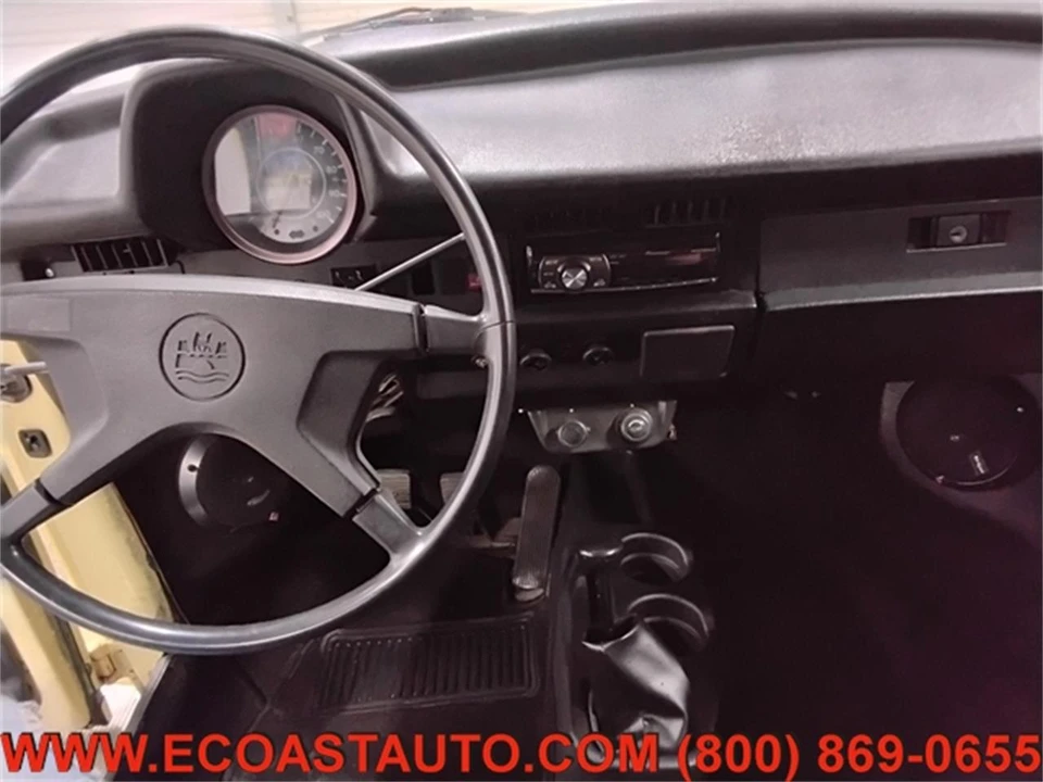 1974 Volkswagen Super Beetle - Image 12 of 20