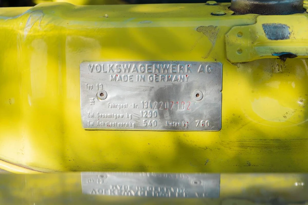 1974 Volkswagen Super Beetle - Image 17 of 24