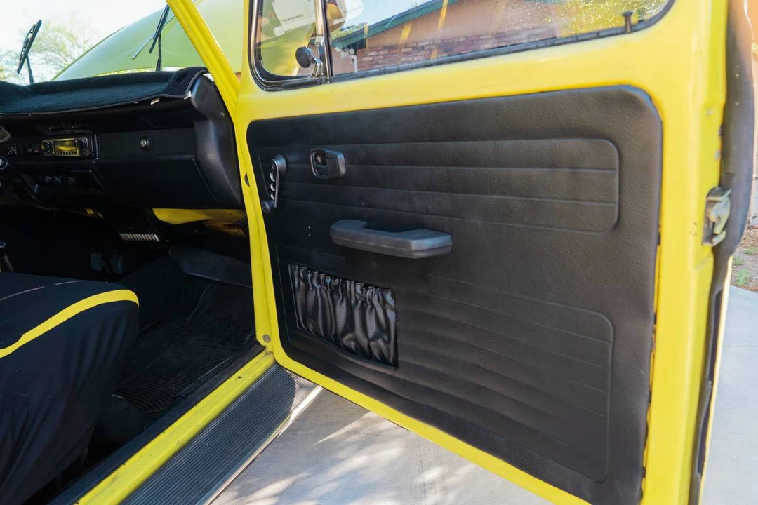 1974 Volkswagen Super Beetle - Image 7 of 24