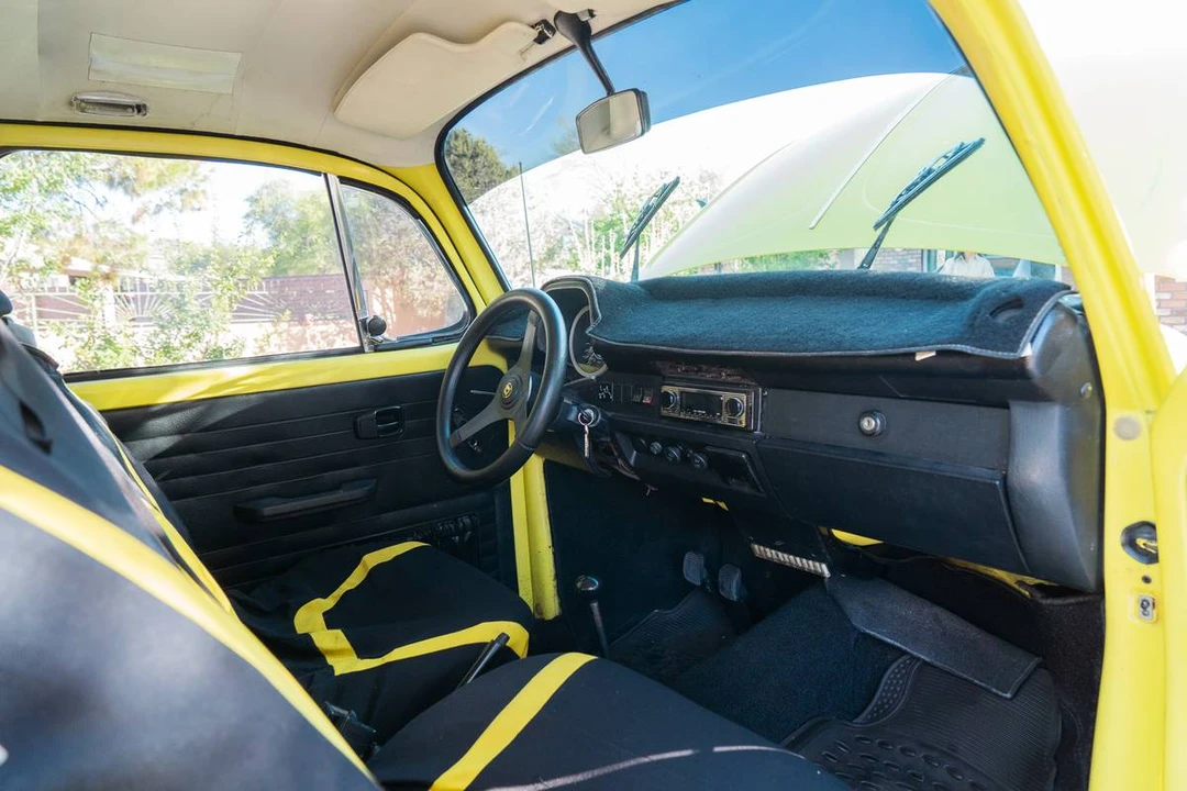 1974 Volkswagen Super Beetle - Image 8 of 24