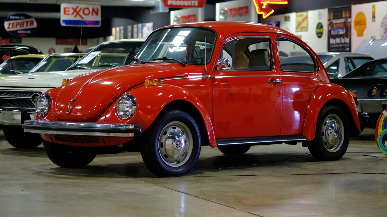 1974 Volkswagen Super Beetle - Image 7 of 10