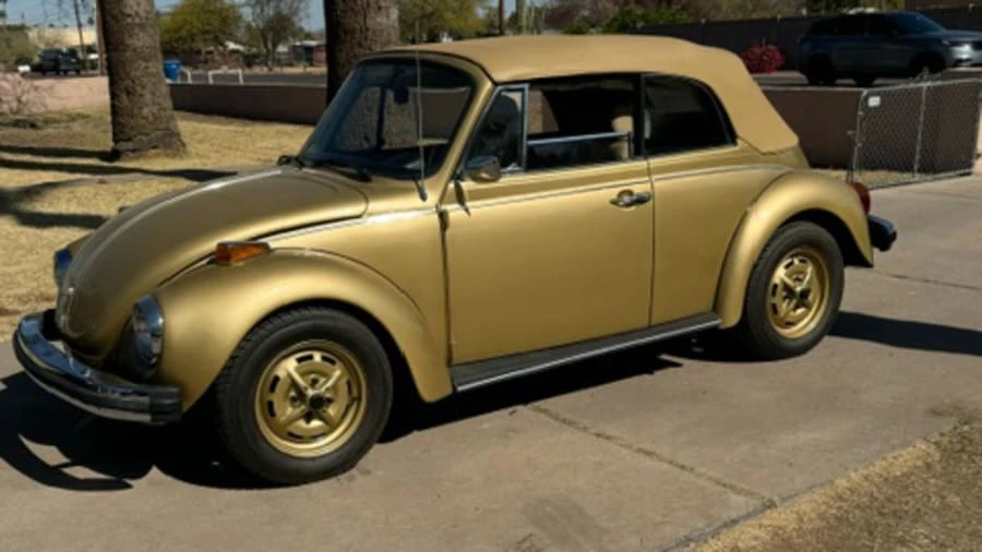 1974 Volkswagen Super Beetle - Image 2 of 31