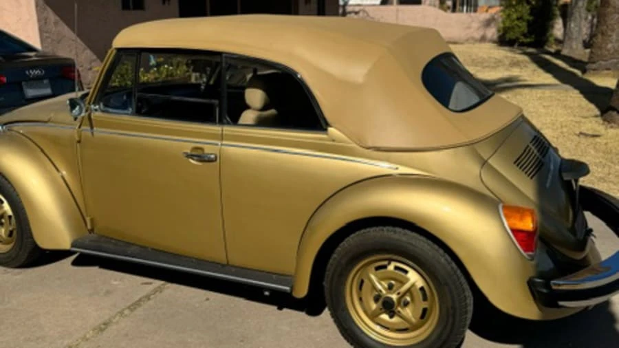 1974 Volkswagen Super Beetle - Image 16 of 31