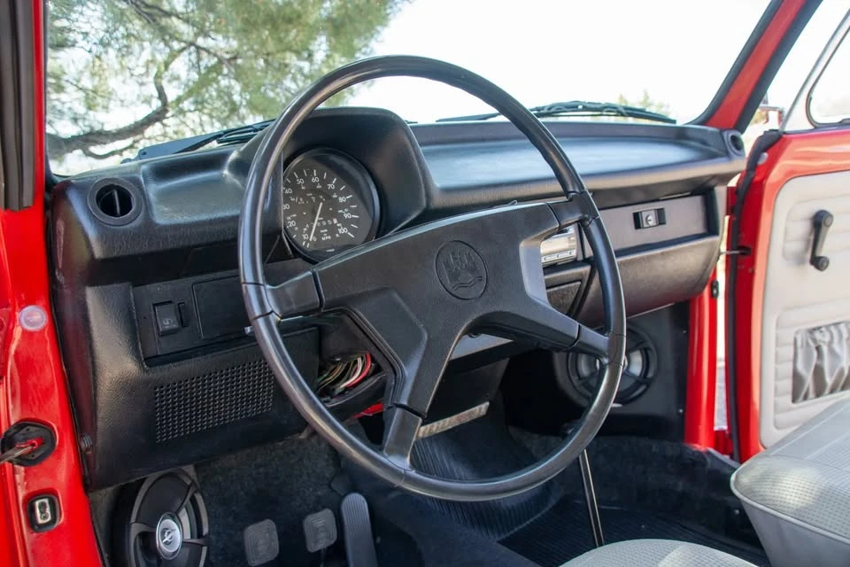 1974 Volkswagen Super Beetle - Image 6 of 11