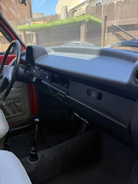 1974 Volkswagen Super Beetle - Image 11 of 24