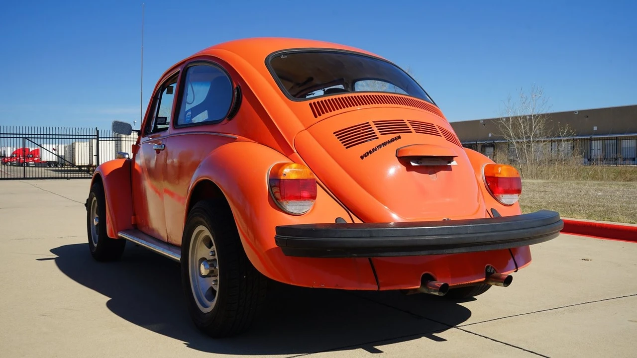 1974 Volkswagen Super Beetle - Image 11 of 21