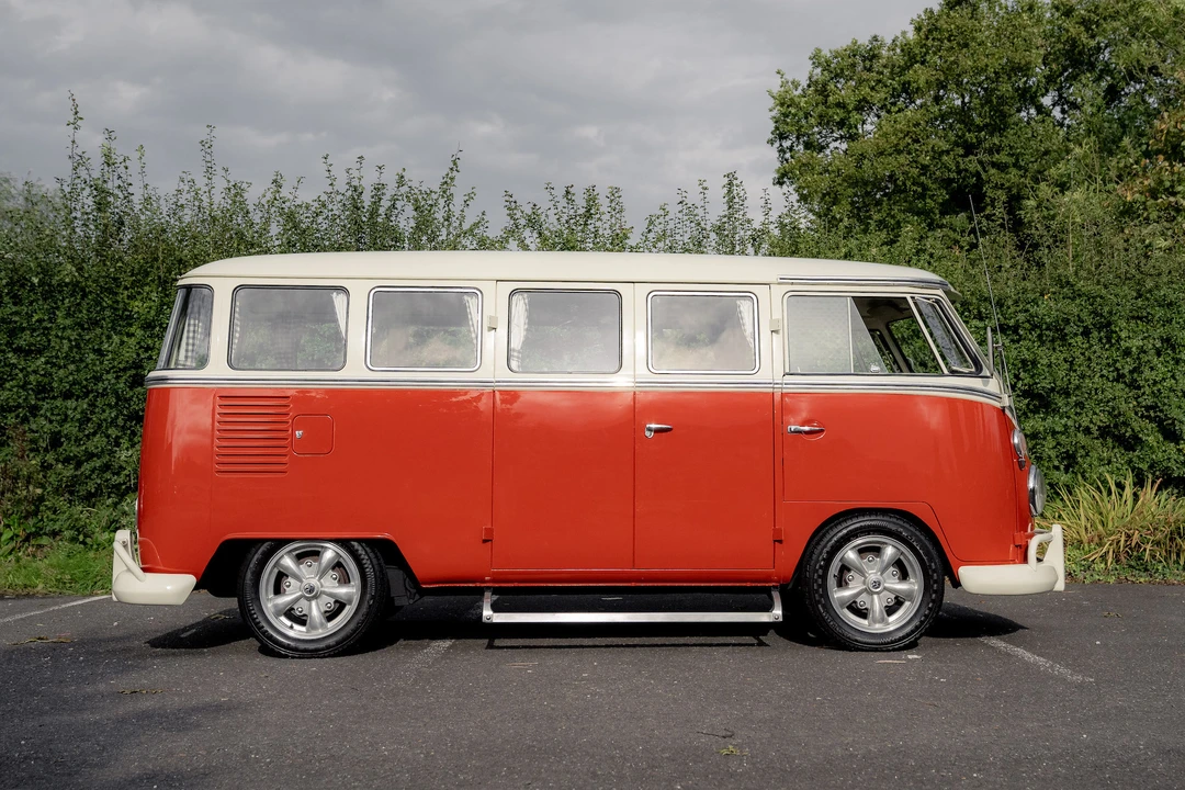 1974 Volkswagen Split-Window Camper - Image 9 of 31