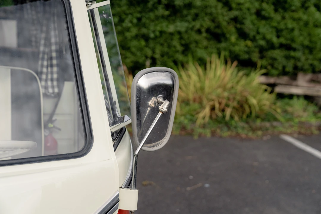 1974 Volkswagen Split-Window Camper - Image 26 of 31