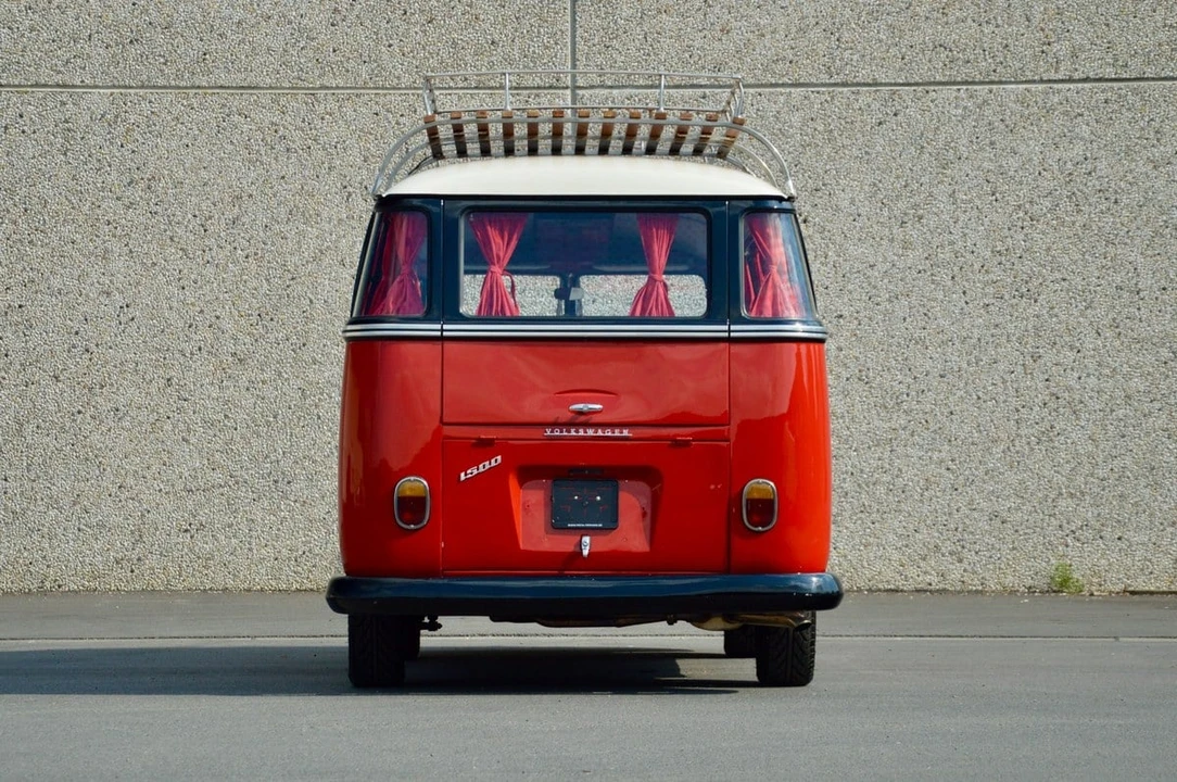 1974 Volkswagen Split-Window Bus - Image 6 of 30