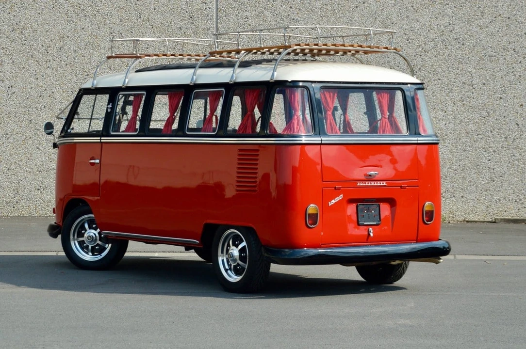 1974 Volkswagen Split-Window Bus - Image 11 of 30