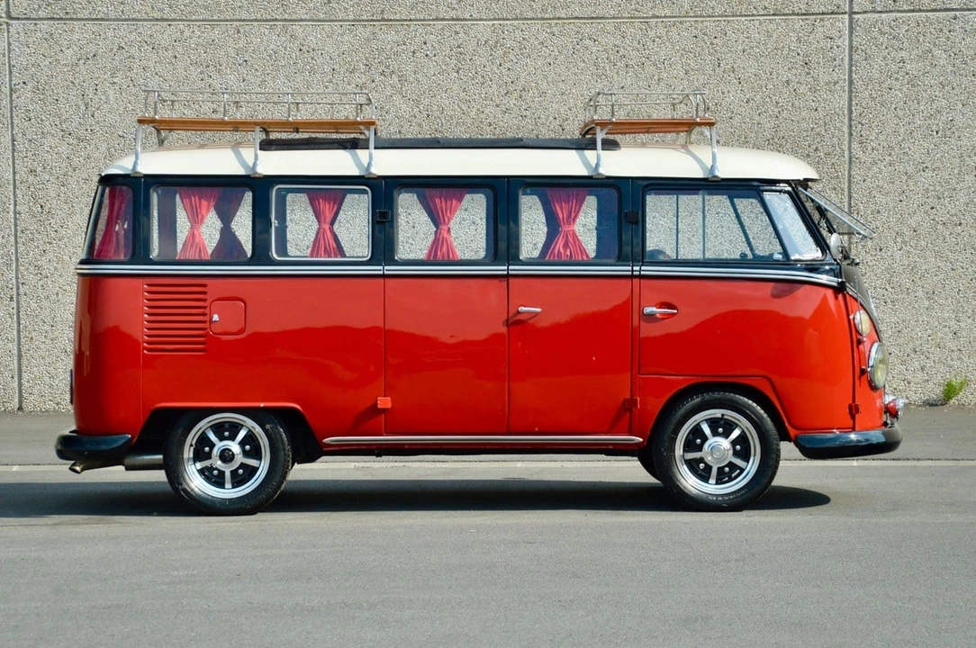 1974 Volkswagen Split-Window Bus - Image 15 of 30